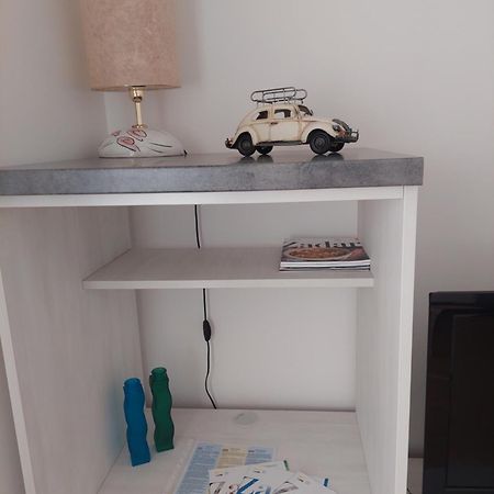 Apartman Zara Apartment Bagian luar foto