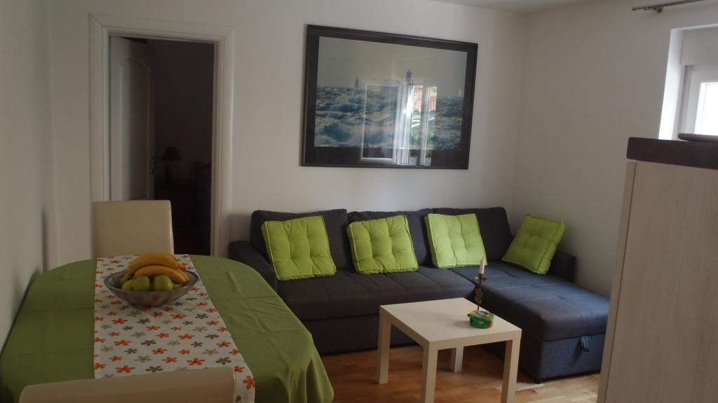 Apartman Zara Apartment Ruang foto