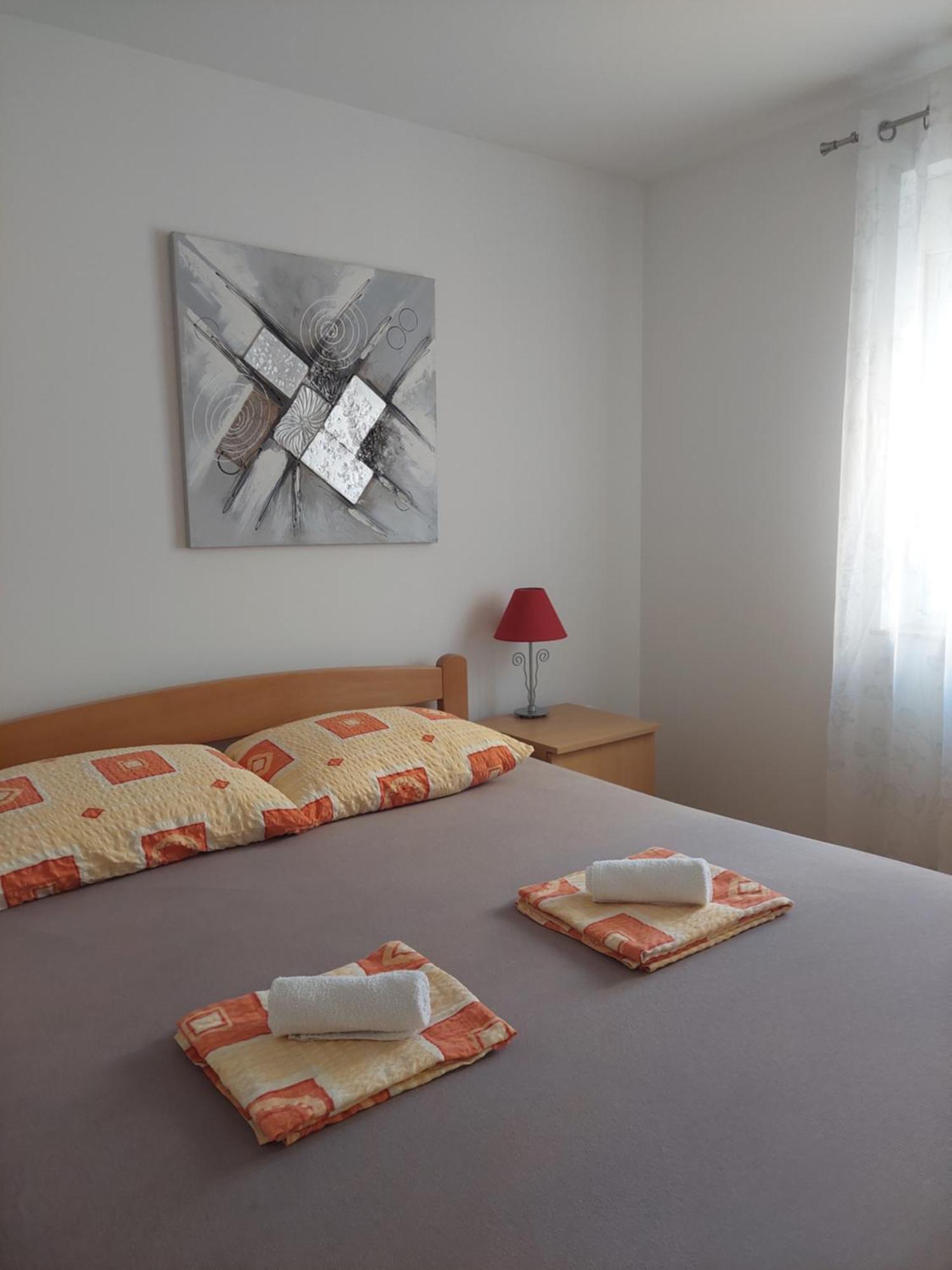 Apartman Zara Apartment Bagian luar foto